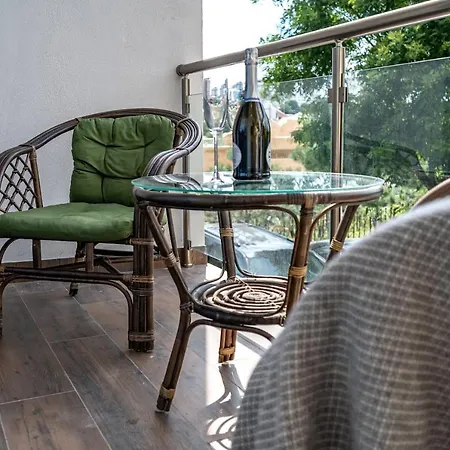 Arcadia Sky возле моря Апартаменты