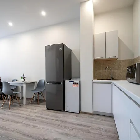 Arcadia Sky возле моря Fainorent Apartman *