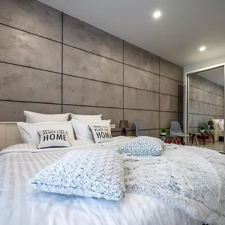 Arcadia Sky возле моря Fainorent * Odessza