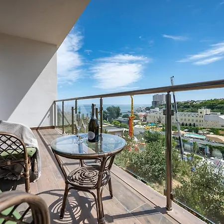 Arcadia Sky возле моря Fainorent * Odessza