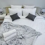 Arcadia Sky возле моря Апартаменты *
